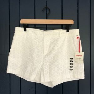 NWT White embroidered summer shorts, Elle (Kohl's)